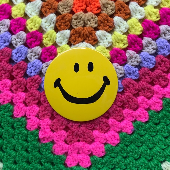 Vintage Accessories - Vintage 1970s smiley face buttons retro pins